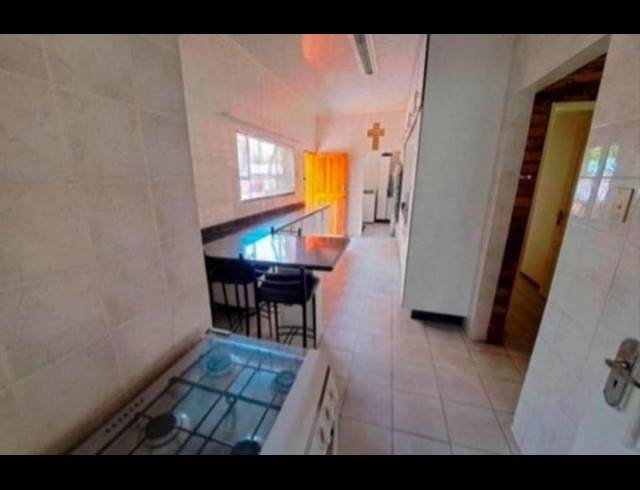 5 BEDROOM HOUSE FOR SALE IN MMABATHO UNIT 6